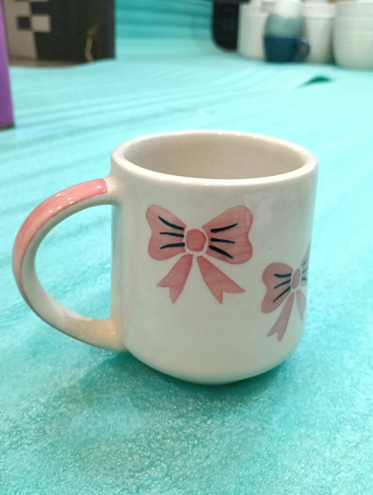 Painted Ribbon Ivory Mug