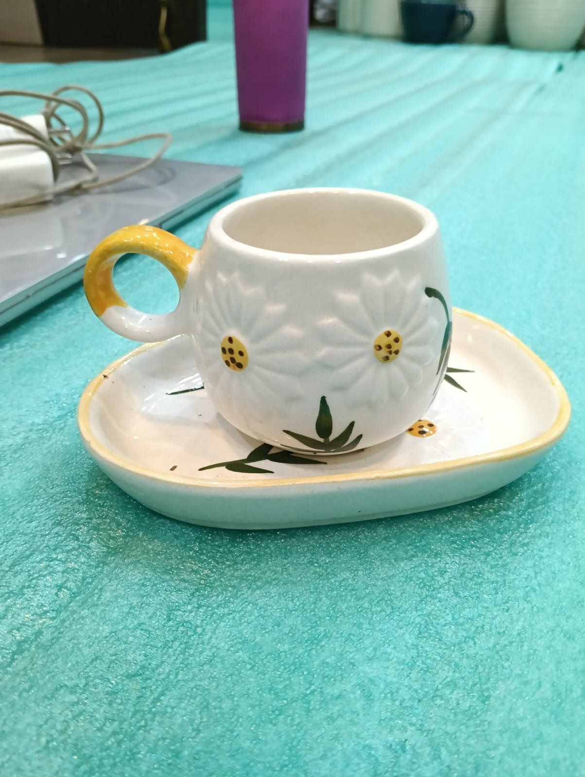 Embossed Daisy Artisan Cup & Saucer Set