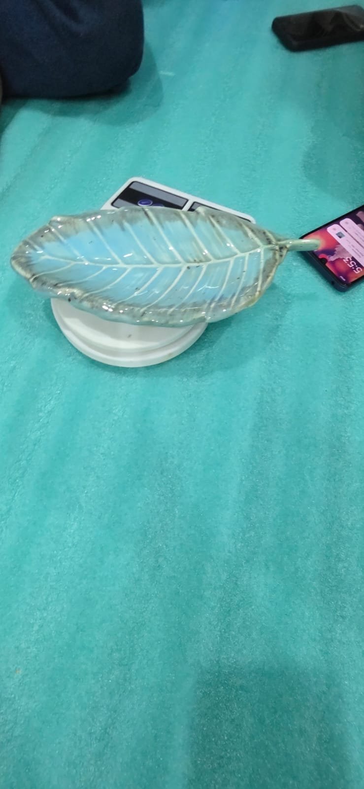 "Verdant Breeze" Ceramic Petite Leaf Platter