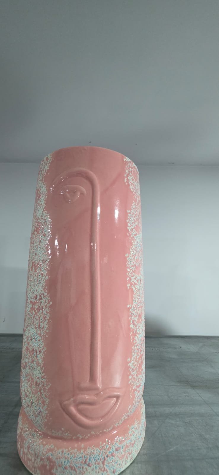 "Mudra" Minimalist Abstract Face Pillar Vase