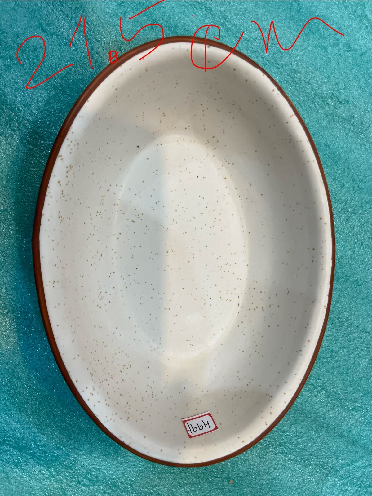 "Ivory Speckle" Boat-Shaped Serving Bowl 21.5cm